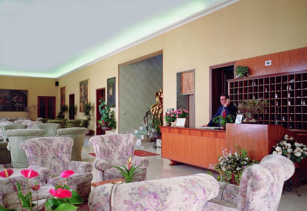 Hotel Terme Villa Piave Abano Terme Exterior photo